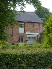 Old house in irthington.
